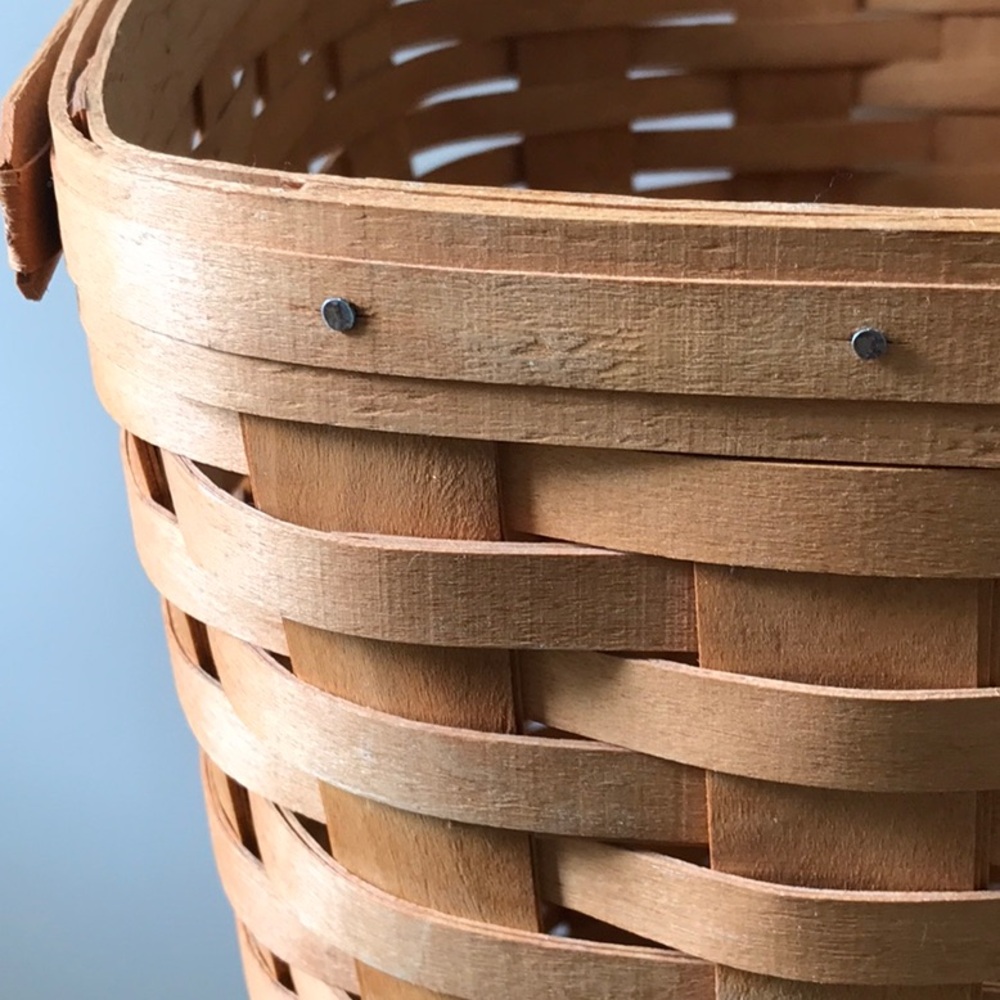 Longaberger 1995 Vintage Basket 16” tall waste or laundry - Picture 5 of 12